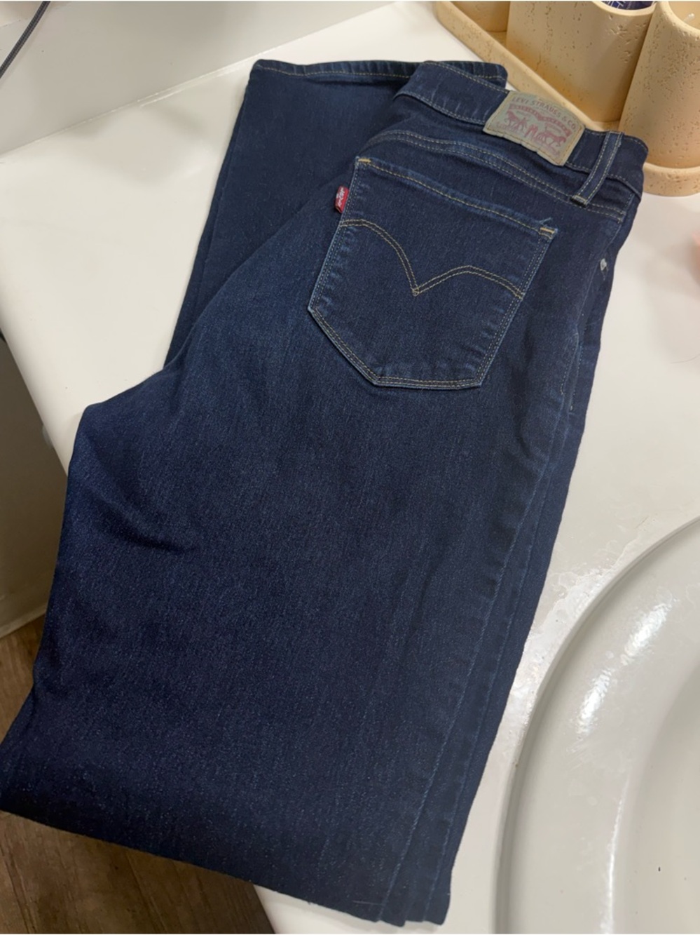 Levi’s 315 shaping bootcut